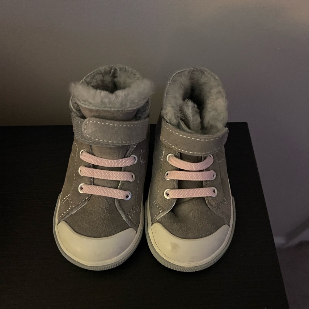 See Kai Run Gray Suede Kids High-Top Sneakers with Pink Laces